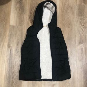 Hollister Sherpa Vest